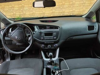 2016 Kia Ceed II Рестайлинг, серый, 1390000 рублей, вид 4