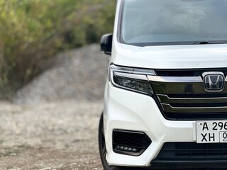2020 Honda Stepwgn Spada V Рестайлинг, белый, 2599000 рублей, вид 1