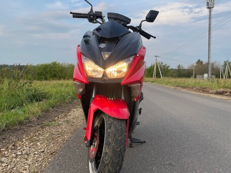 2023 Motoland T-MAX 150, красный, 70000 рублей, вид 4