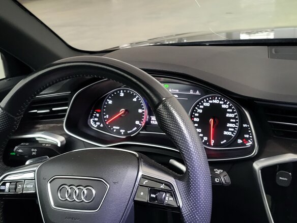 2018 Audi A6 45 TDI V (C8), чёрный, 2630000 рублей - вид 4