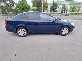 2013 Skoda Octavia II (A5) Рестайлинг, синий, 660000 рублей, вид 3