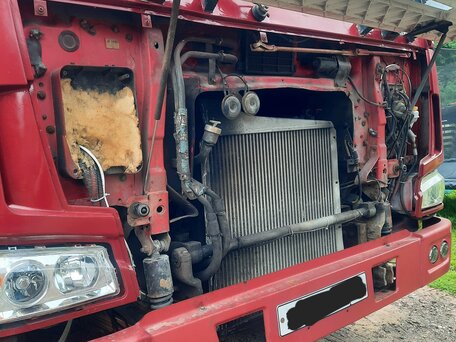2008 Sinotruk Howo A5, красный, 1600000 рублей, вид 3