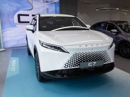 2026 Omoda C7, белый, 3087141 рублей, вид 2