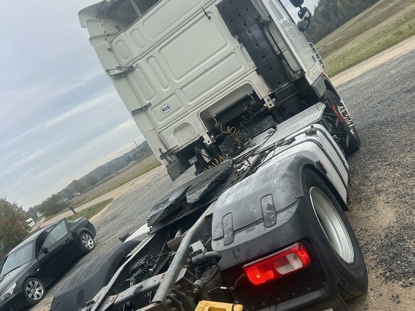 2012 DAF XF 105, белый, 3500000 рублей - вид 2