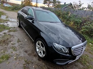2016 Mercedes-Benz E-Класс 220 d V (W213, S213, C238), чёрный, 2412000 рублей, вид 1