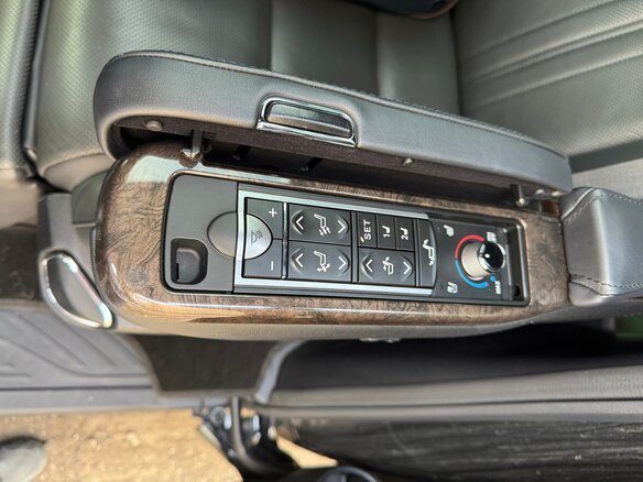 2019 Toyota Alphard III Рестайлинг, чёрный, 4500000 рублей - вид 22