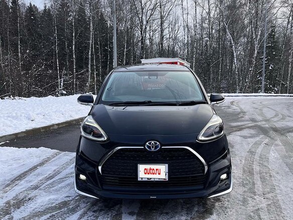 2018 Toyota Sienta II Рестайлинг, чёрный, 1550000 рублей - вид 2