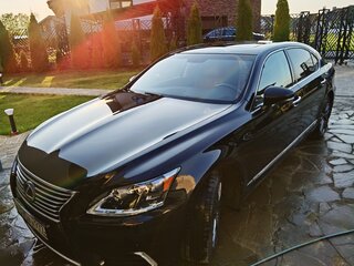 2014 Lexus LS Long 600h L IV Рестайлинг 2, чёрный, 2999000 рублей, вид 3