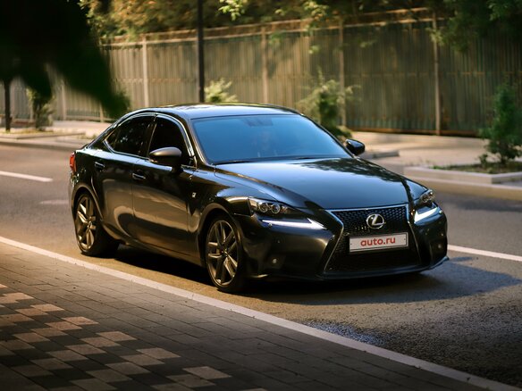 2013 Lexus IS 250 III, чёрный - вид 1