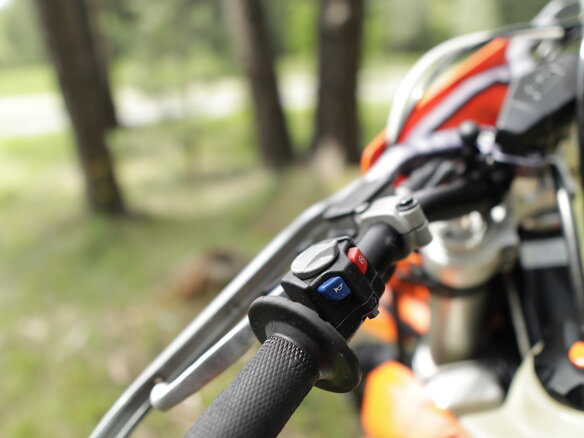 2022 KTM 350 EXC F, оранжевый, 650000 рублей - вид 17