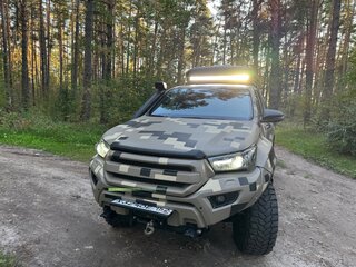2023 Toyota Hilux VIII Рестайлинг 2, чёрный, 12000000 рублей, вид 1