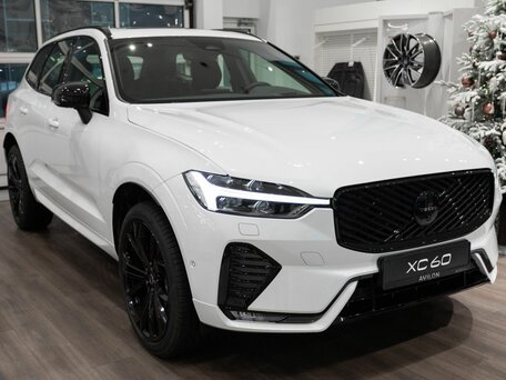 2025 Volvo XC60 II Рестайлинг 2, белый, 8719555 рублей, вид 2