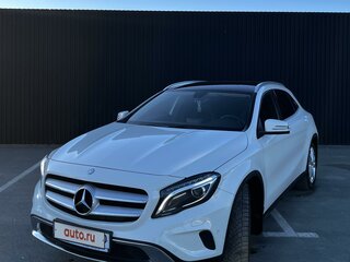 2015 Mercedes-Benz GLA 200 I (X156), белый, 1900000 рублей, вид 1