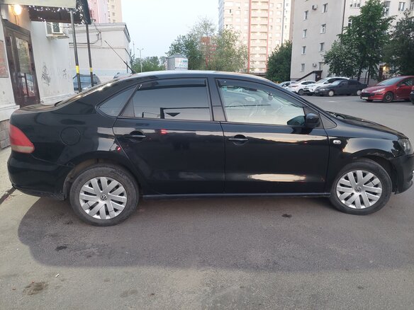 2012 Volkswagen Polo V, чёрный, 520000 рублей - вид 13
