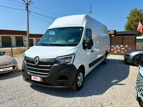 2023 Renault Master, белый, 5000000 рублей, вид 1
