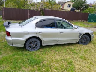 2002 Mitsubishi Galant VIII Рестайлинг, серебристый, 220000 рублей, вид 2