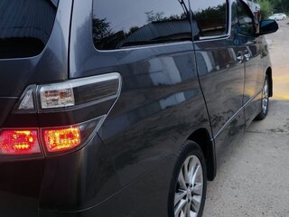 2010 Toyota Vellfire I, серый, 2500000 рублей, вид 1