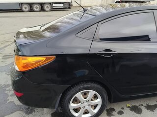 2012 Hyundai Solaris I, чёрный, 674000 рублей, вид 5