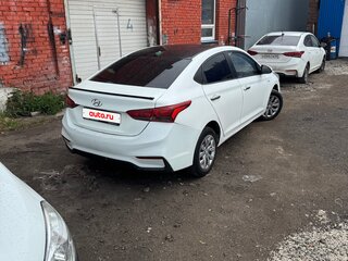 2017 Hyundai Solaris II, белый, 520000 рублей, вид 3