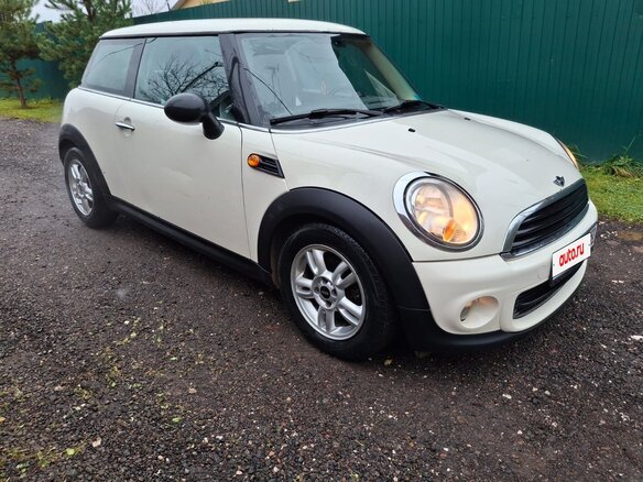 2012 Mini Hatch One II (R56) Рестайлинг, белый, 885000 рублей - вид 3
