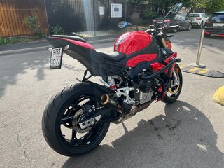 2021 BMW S 1000 R, красный, 1800000 рублей, вид 3