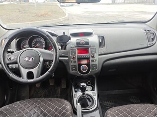 2009 Kia Cerato 5-speed II, серый, 780000 рублей, вид 5