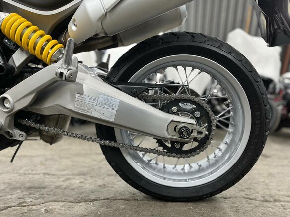 2021 Ducati Scrambler 1100, серебристый, 970000 рублей - вид 12