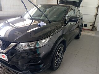 2020 Nissan Qashqai II Рестайлинг, чёрный, 1800000 рублей, вид 5