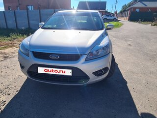 2008 Ford Focus II Рестайлинг, серебристый, 600000 рублей, вид 1