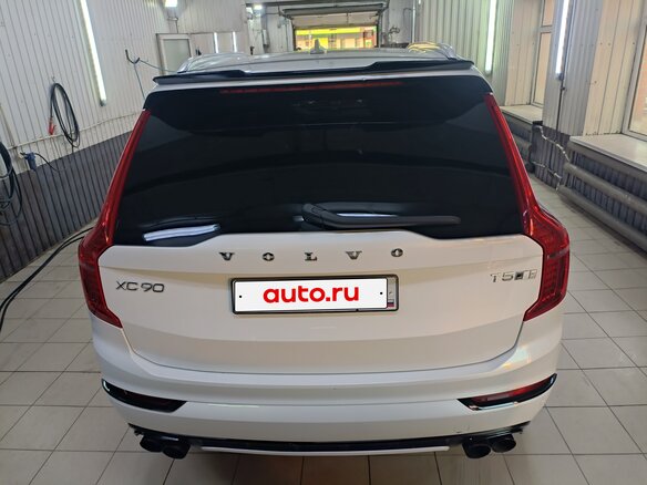 2022 Volvo XC90 II Рестайлинг 1, белый, 4850000 рублей - вид 11