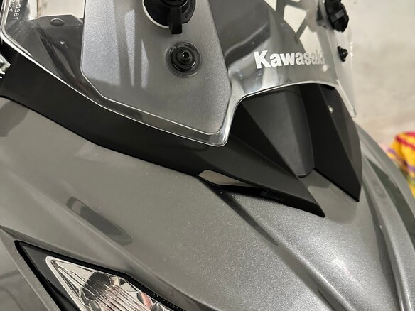 2021 Kawasaki Versys 650, серебристый, 850000 рублей - вид 8