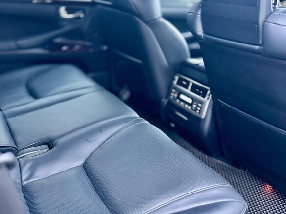 2015 Lexus LX 570 III Рестайлинг, чёрный, 5600000 рублей - вид 28