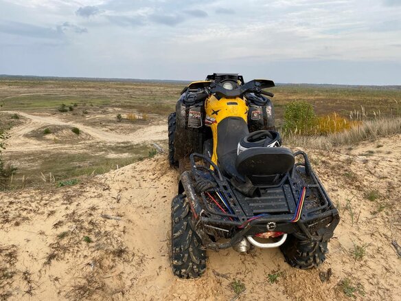 2009 BRP Can-Am Outlander 800, золотистый, 915000 рублей - вид 3