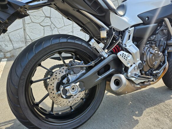 2016 Yamaha MT-07 (FZ-07), белый, 675000 рублей - вид 14