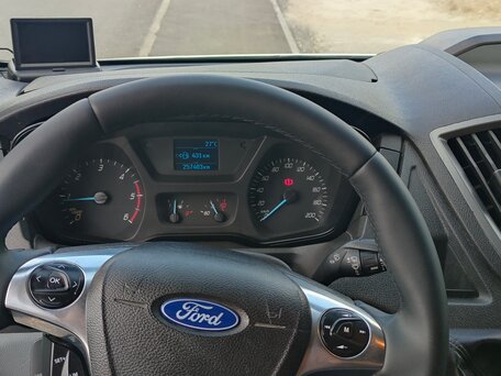 2016 Ford Transit, белый, 2300000 рублей, вид 3
