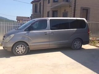 2011 Hyundai H-1 II, серебристый, 3500000 рублей, вид 3