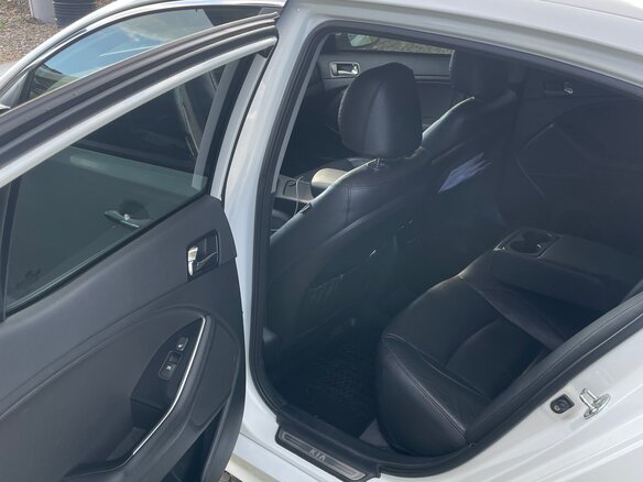 2014 Kia Optima III Рестайлинг, белый, 1450000 рублей - вид 16