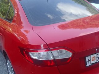2012 Renault Fluence I, красный, 700000 рублей, вид 5