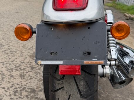 2002 Harley-Davidson V-Rod, серебристый, 599000 рублей, вид 4