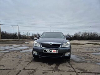 2012 Skoda Octavia II (A5) Рестайлинг, серый, 850000 рублей, вид 2