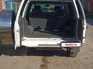 2000 Isuzu Bighorn II, белый, 800000 рублей, вид 4