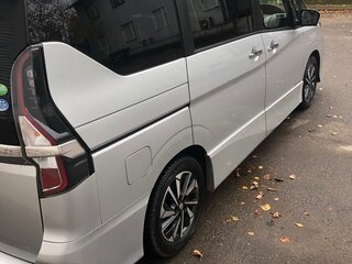 2019 Nissan Serena S-Hybrid V (C27) Рестайлинг, серебристый, 1899999 рублей, вид 1