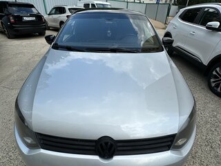 2011 Volkswagen Polo V, серебристый, 999999 рублей, вид 2