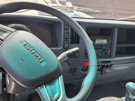 2026 Isuzu Elf (N-series), белый, 5800000 рублей, вид 5