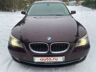 2008 BMW 5 серии 525i V (E60/E61) Рестайлинг, красный, 950000 рублей, вид 3