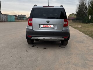 2013 Skoda Yeti I, серебристый, 800000 рублей, вид 3