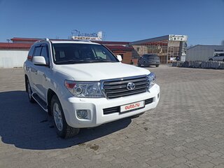 2010 Toyota Land Cruiser 200 Series, белый, 3260000 рублей, вид 3