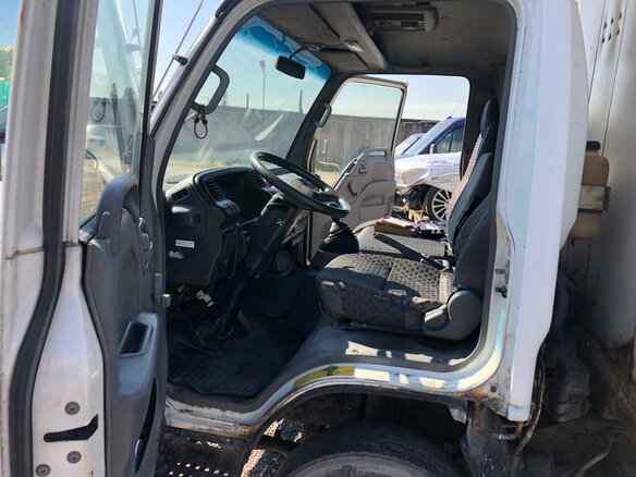 2009 Isuzu Elf (N-series), белый, 850000 рублей - вид 6