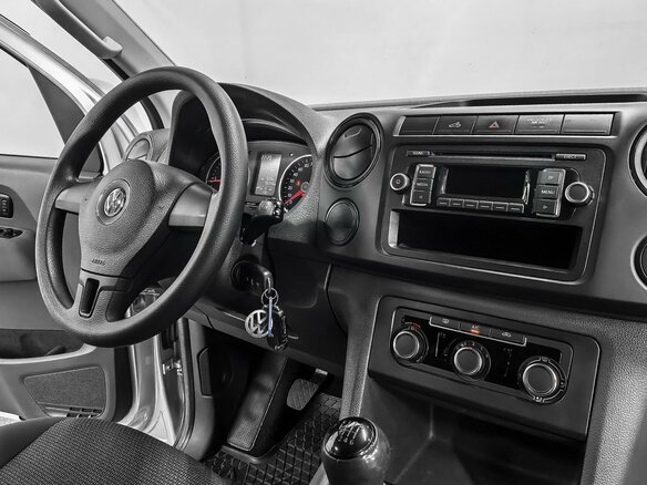 2013 Volkswagen Amarok Double Cab I, серебристый, 2720000 рублей - вид 8