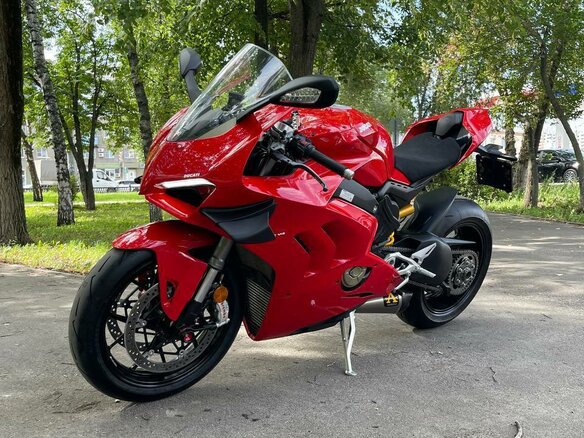 2021 Ducati Panigale V4, красный, 2450000 рублей - вид 6